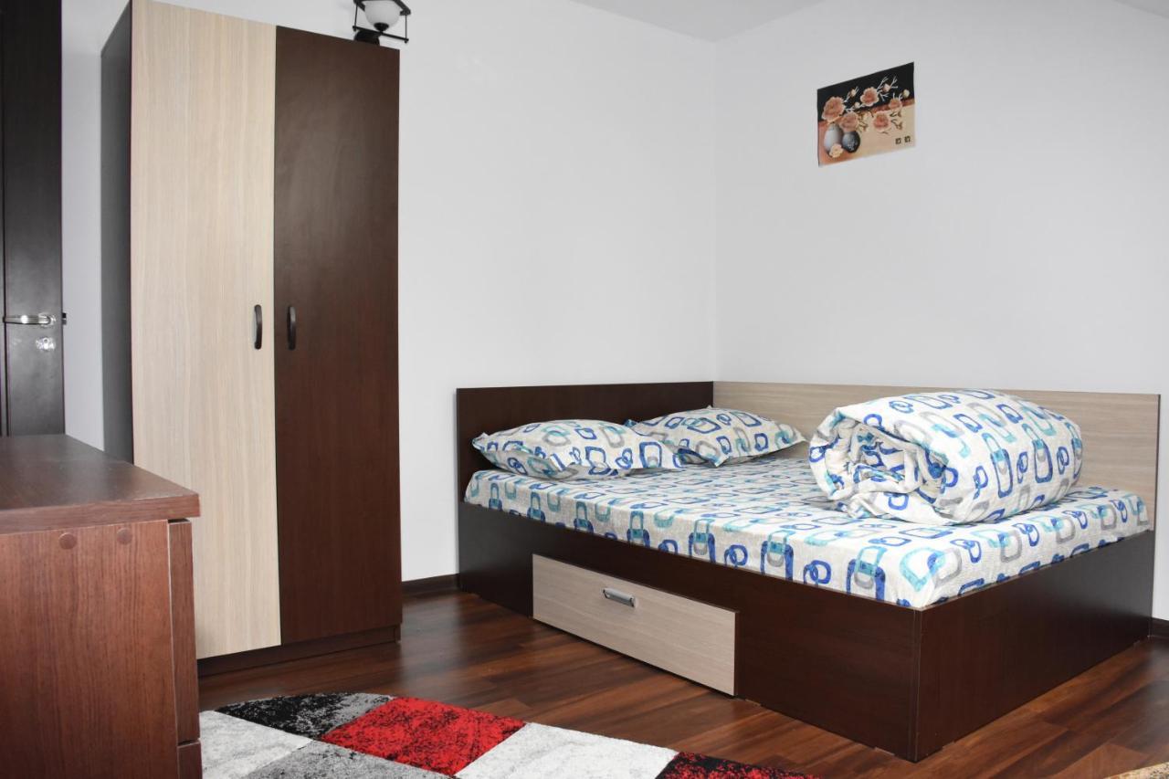 פרדיאל Hotel Apartament Eldya Comfort&Suites מראה חיצוני תמונה