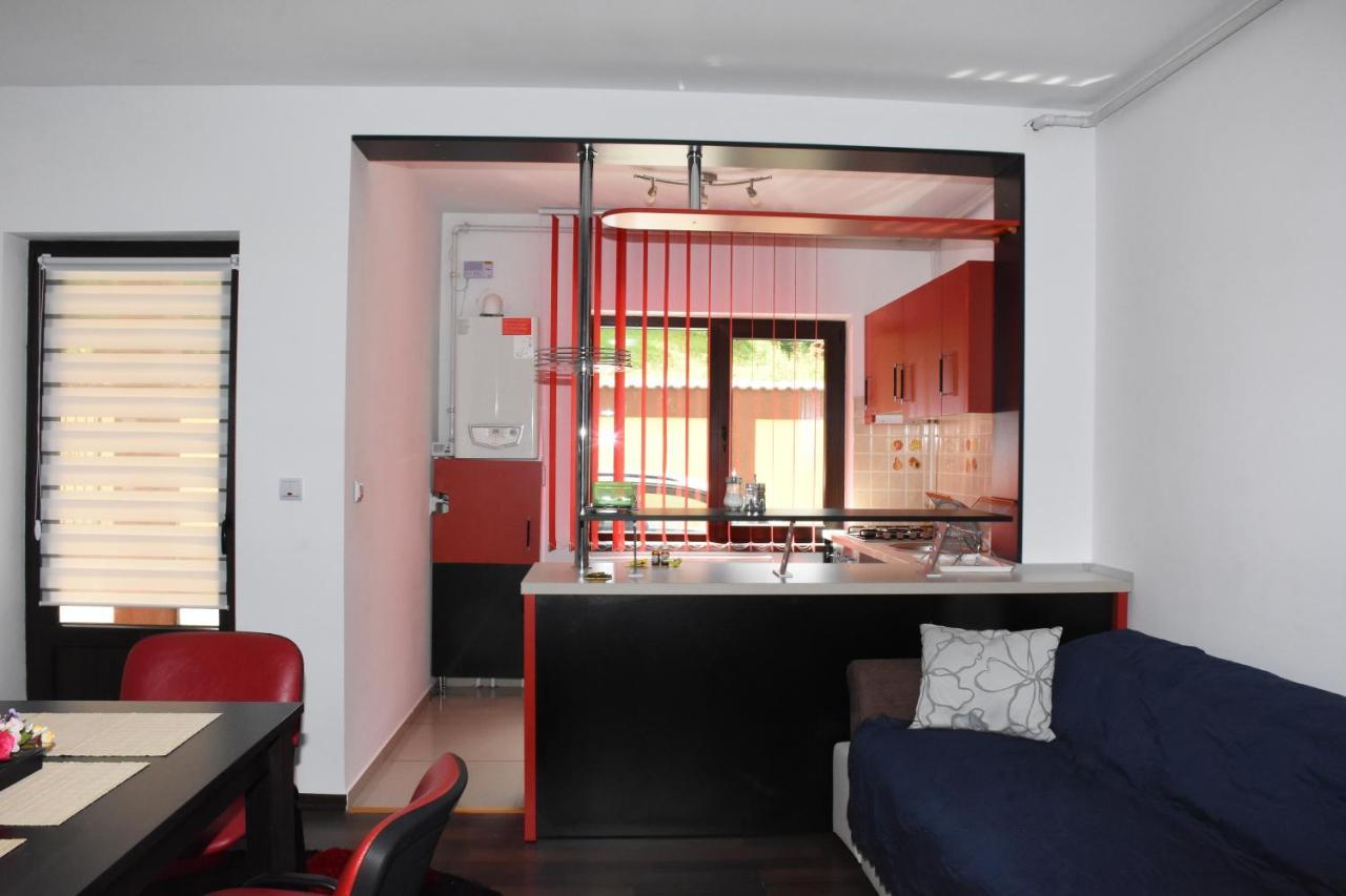 פרדיאל Hotel Apartament Eldya Comfort&Suites מראה חיצוני תמונה