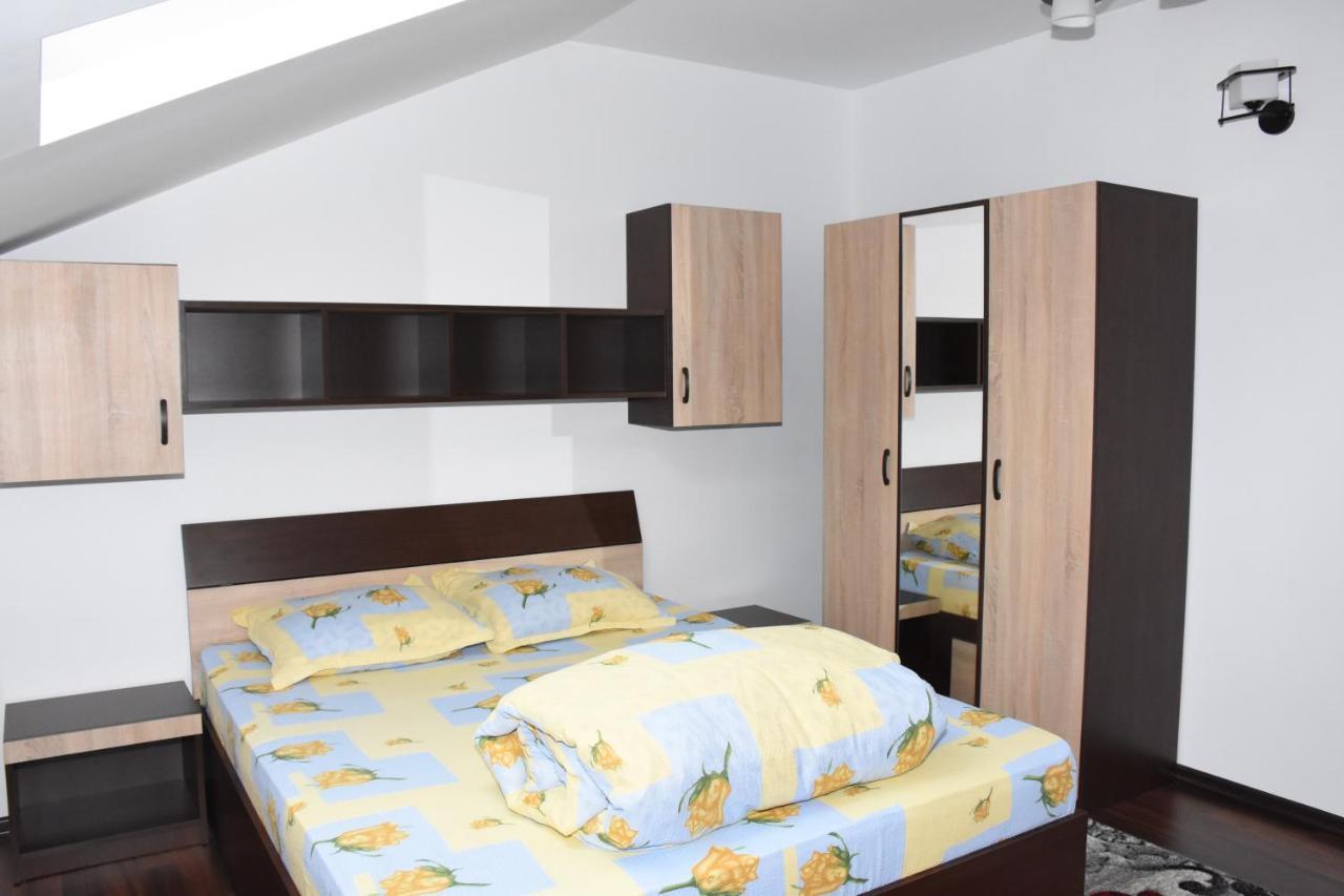 פרדיאל Hotel Apartament Eldya Comfort&Suites מראה חיצוני תמונה