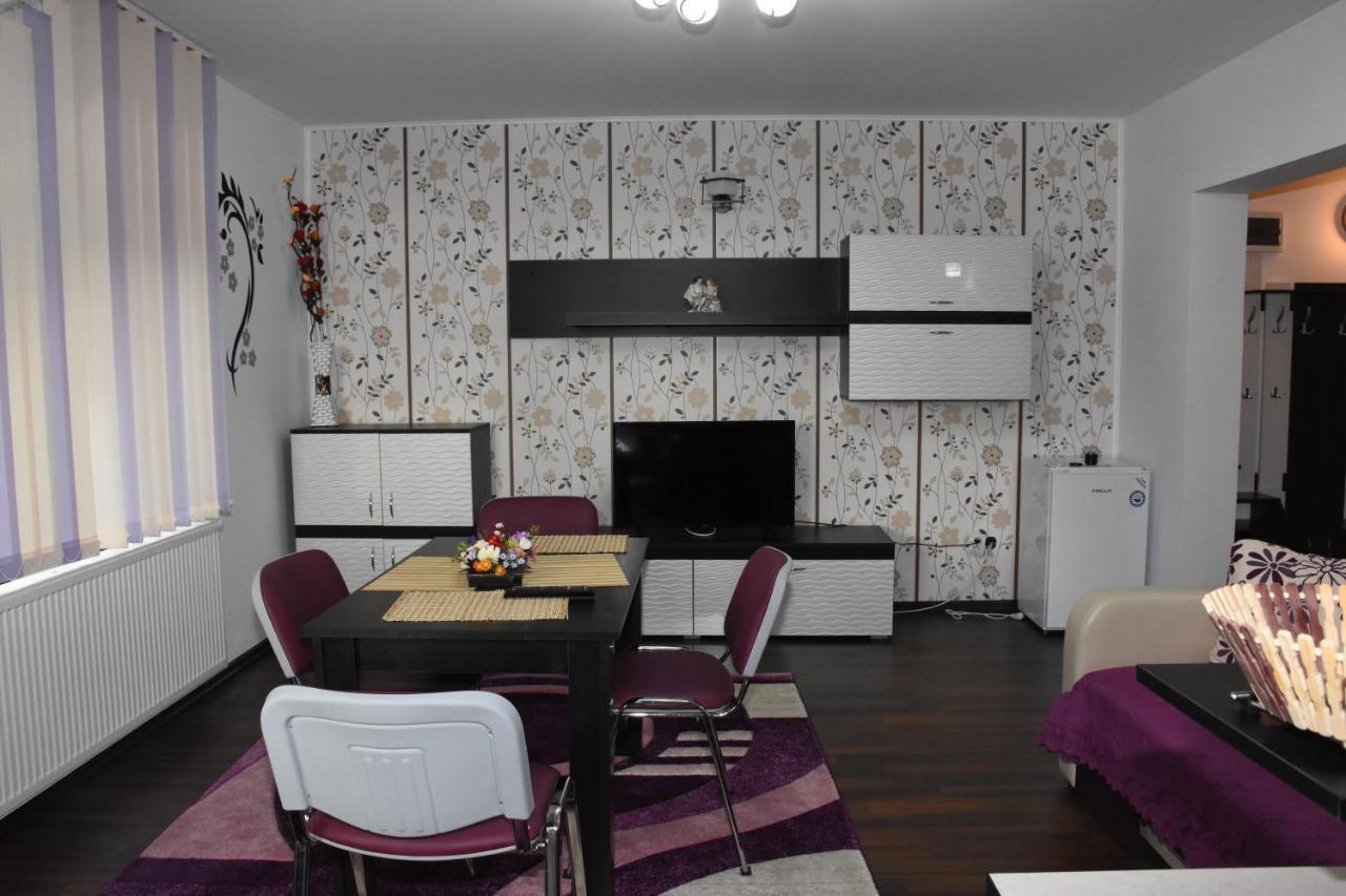 פרדיאל Hotel Apartament Eldya Comfort&Suites מראה חיצוני תמונה