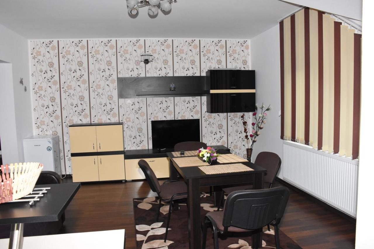 פרדיאל Hotel Apartament Eldya Comfort&Suites מראה חיצוני תמונה